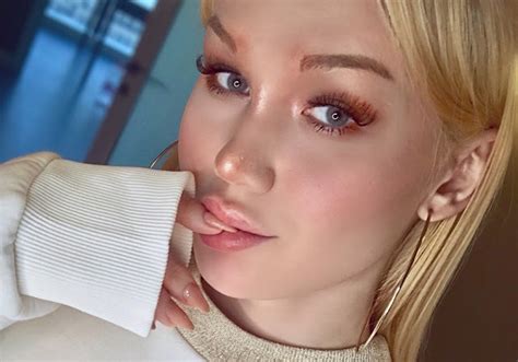 blondelashes19 nude