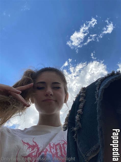 blossom moonlight OnlyFans leaked content