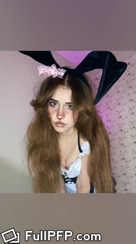 blossom_in_my_moonlight creator profile