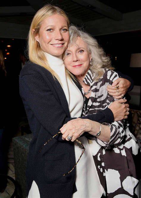 blythe danner boosty