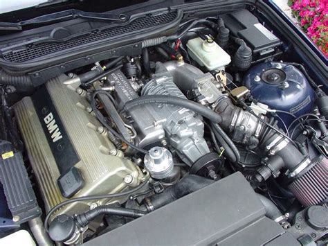 Bmw 318is Engine