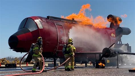 Download Boeing Commercial Aircraft Rescue Fire Fighting 