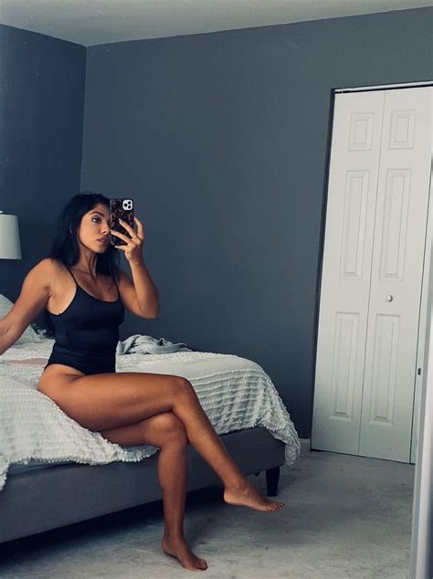 bonnieandclyde OnlyFans leaked content