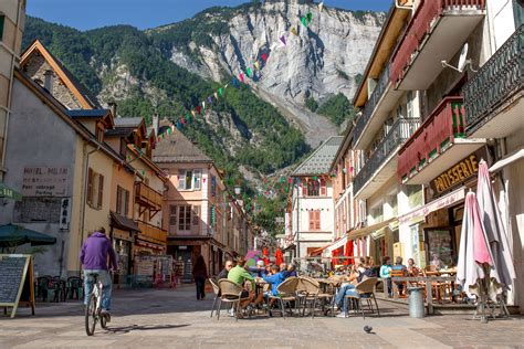 bourg d'oisans kumarhanesis