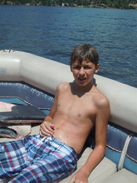 boy nude