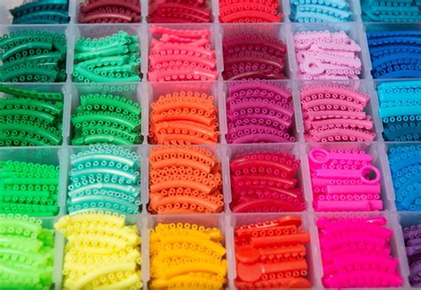 brackets color wheel