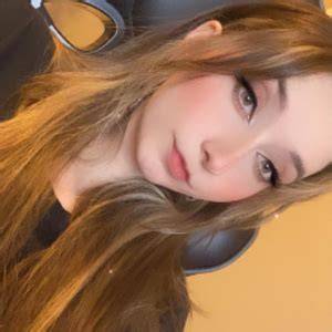 brananax nude