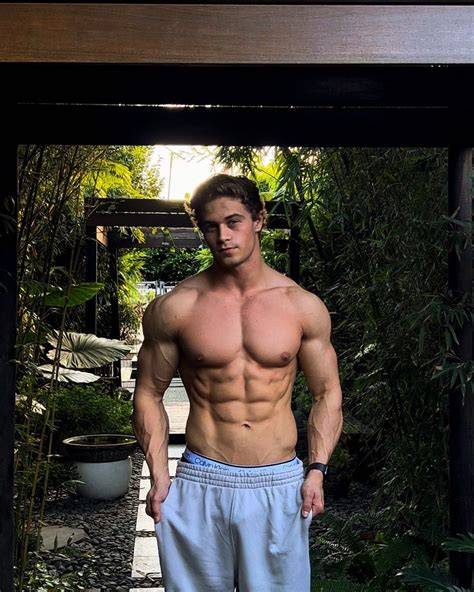 brandon starr nude