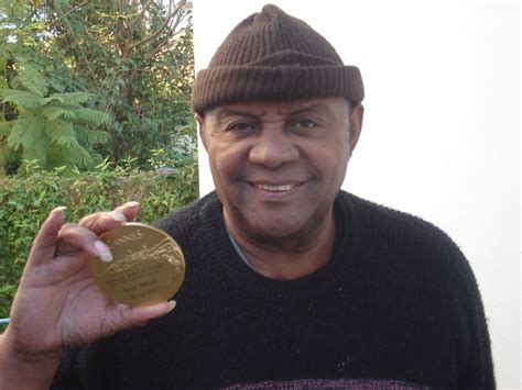 breno mello biography examples