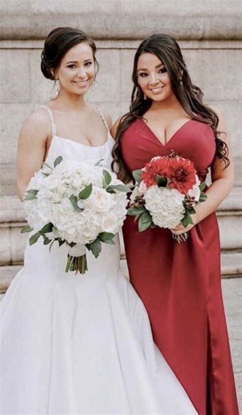 Bridesmaid With Big Boobs