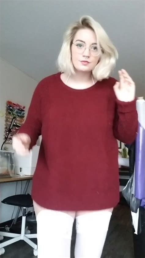 bringmethebisquick nude
