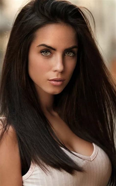 brunette models nude