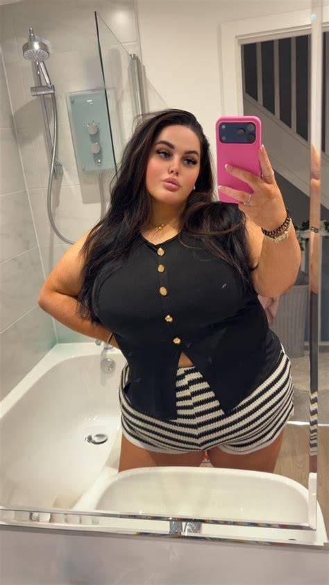 brunettebaddiie onlyfans