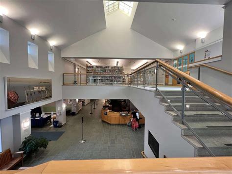 Brunswick Me Library