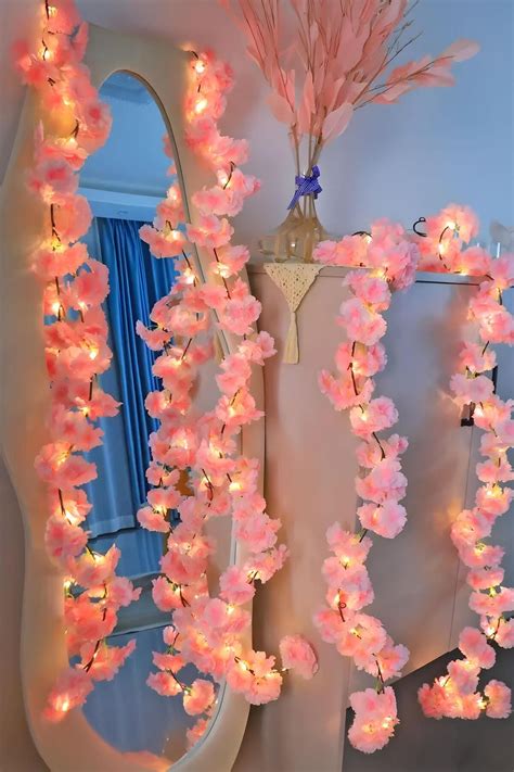 bukashops 1 Adet Pembe Kiraz Çiçeği Sarmaşığı Ve 3 Metre Led .