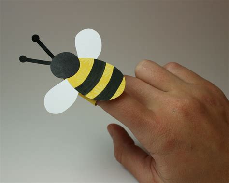 bumble bee finger puppet craft