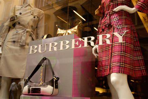 burberry boosty Свежее