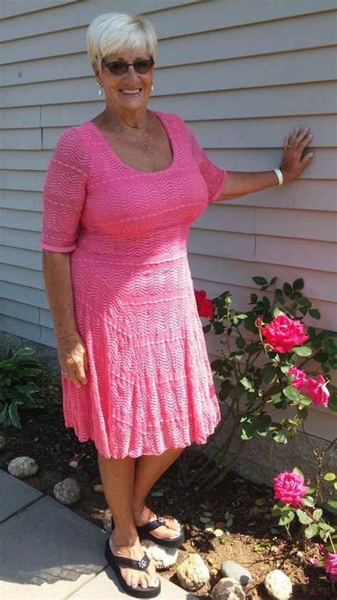 busty gilf nude