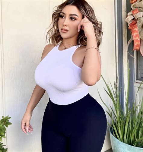 busty latina bbw