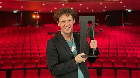 cabaretier biografie