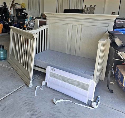 Cache Royale Crib Conversion Kit
