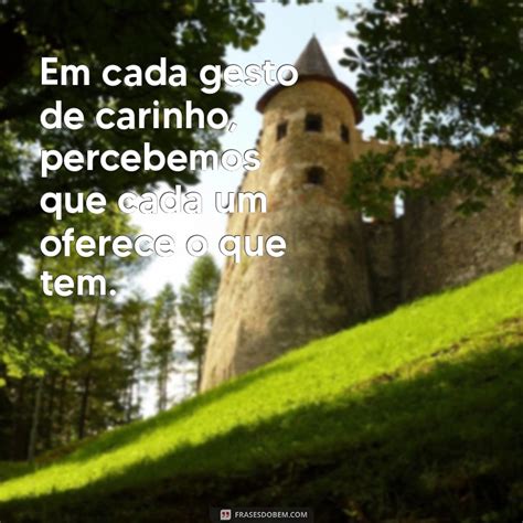 Cada Um Dá O Que Tem