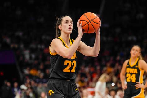 Caitlin Clark Sets Ncaa Record For 3s In Division Challenge - Division Challenge