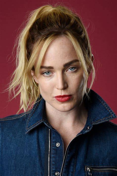 caity lotz nudes