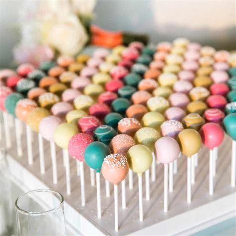 Cake Pops E Mini Torte Trucchi Tecniche E Ricette Per Irresistibili Dolcetti Golosi Ediz Illustrata
