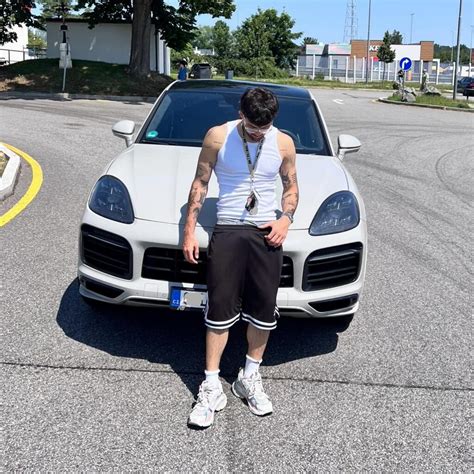 calin netzero biography of barack