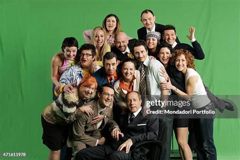 Camera Cafè Cast