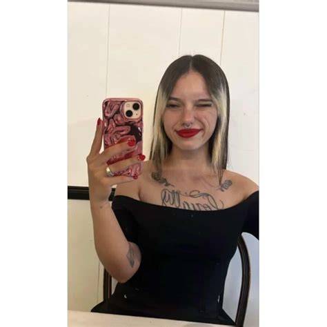 camiayo nude
