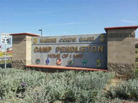 camp pendleton main gate