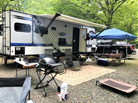 camper camping