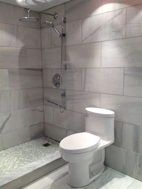 Can You Use Big Tiles In A Small Bathroom?