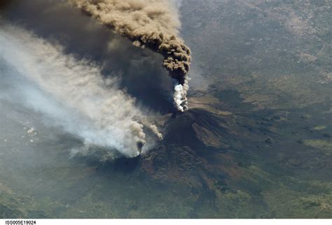 Can Volcanic Super Eruptions Lead To Major Cooling Space Science Words - Space Science Words