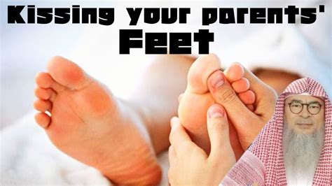 can we kiss mother feet in islam