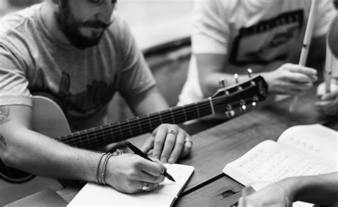 can you learn songwriting without