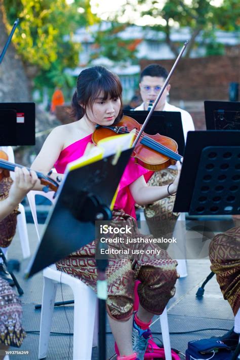 CANDA4D RESMI-Dalam dunia maya yang seru ini, Anda akan disuguhi