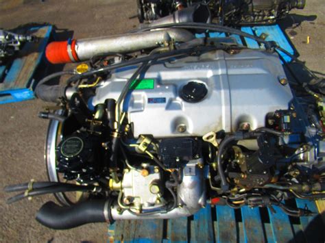 Read Canter 4M50 Engine Manual 