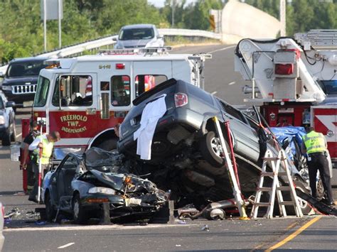 Sep 13, 2019 · Common symptoms of bad brake calipers