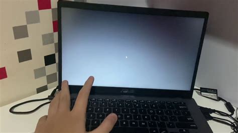 Cara Mengatasi Laptop Layar Hitam Black Screen Tapi Laptop Layarnya Hitam - Laptop Layarnya Hitam