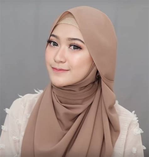 cara pakai hijab pashmina simple