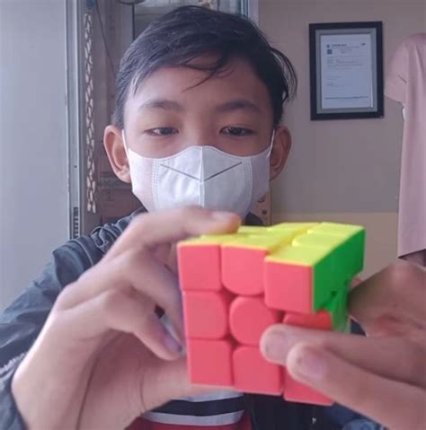 CARA MAIN RUBIK - cara bermain rubik - 8 Cara Menyelesaikan Rubik 3x3, Disertai