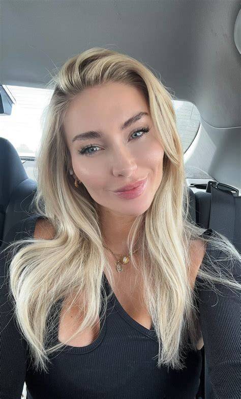 cara_caru leaked onlyfans