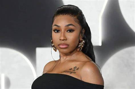 caresha nude