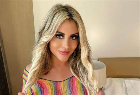 carla boom nude