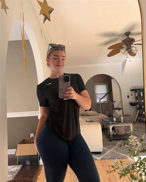 carleycake1 nudes