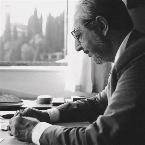 carlos scarpa biography