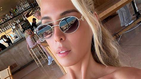 carmen carrera nude